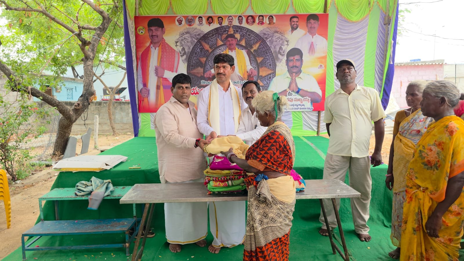 ఘనంగా గిరిజనుల ముద్దుబిడ్డ దారు నాయక్‌కు జన్మదిన వేడుకలు - Additional Image