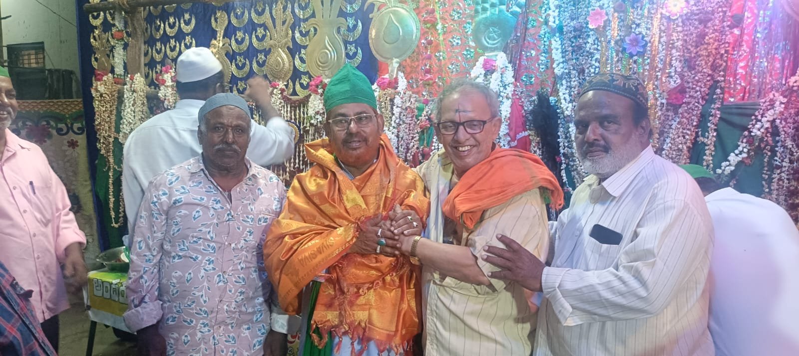 అశ్రునయనాల మధ్య ఘనంగా షహాదత్ కార్యక్రమం - Additional Image