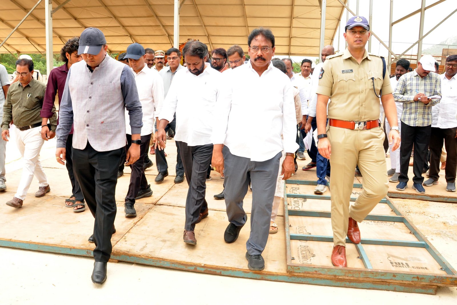 సీఎం చంద్రబాబు పర్యటనకు ముమ్మర భద్రతా ఏర్పాట్లు - Additional Image