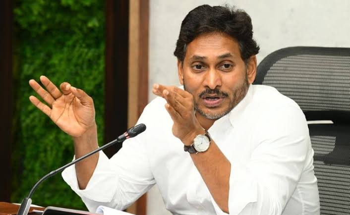 స్థానిక ఎన్నికల పై జగన్ బిగ్ డెసిషన్... ముఖ్య నేతలకు పిలుపు..