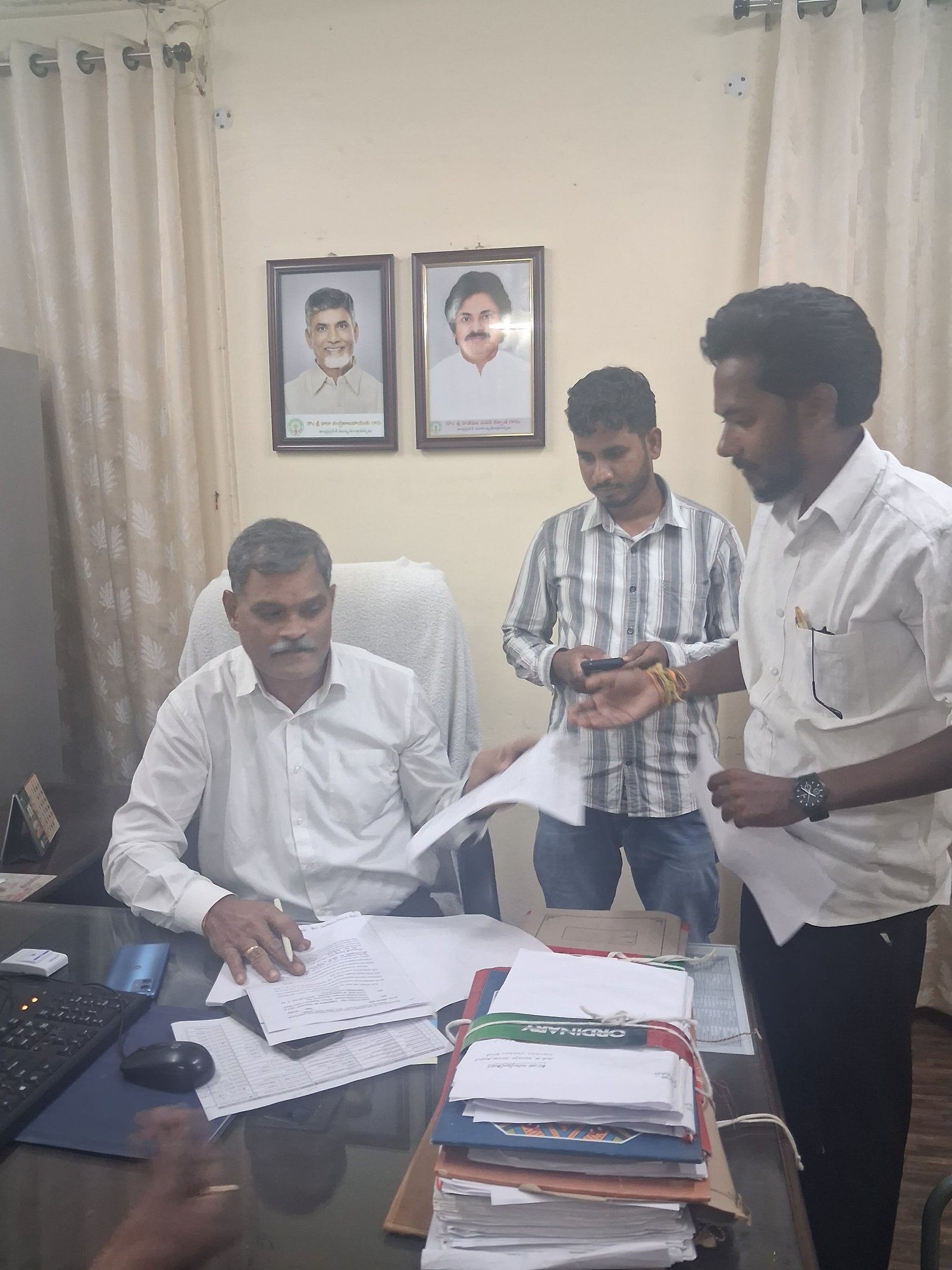 అక్రమ విద్యాసంస్థలపై చర్యలు తీసుకోవాలి: ఓబీసీ విద్యార్థి సంక్షేమ సంఘం