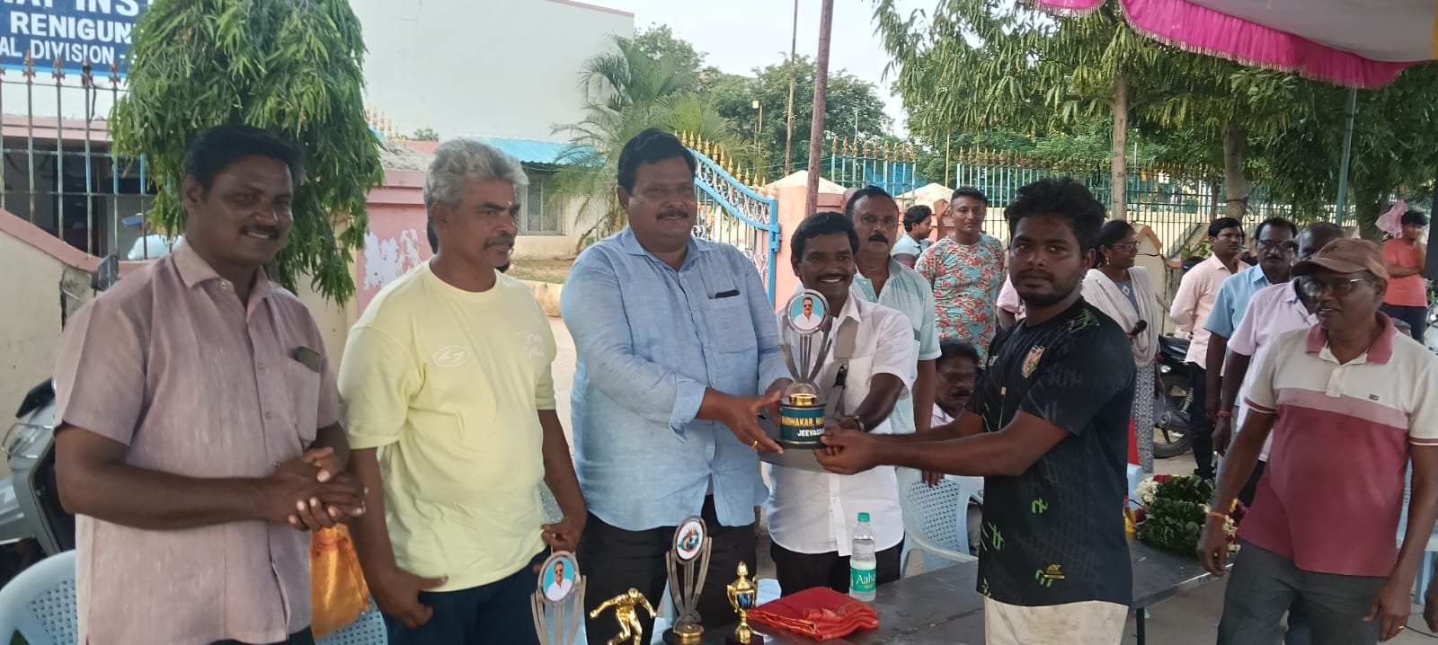 సౌత్‌ ఇండియన్‌ ఫుట్‌బాల్‌ టోర్నమెంట్‌ విజేత డేవిడ్‌ అరక్కోణం