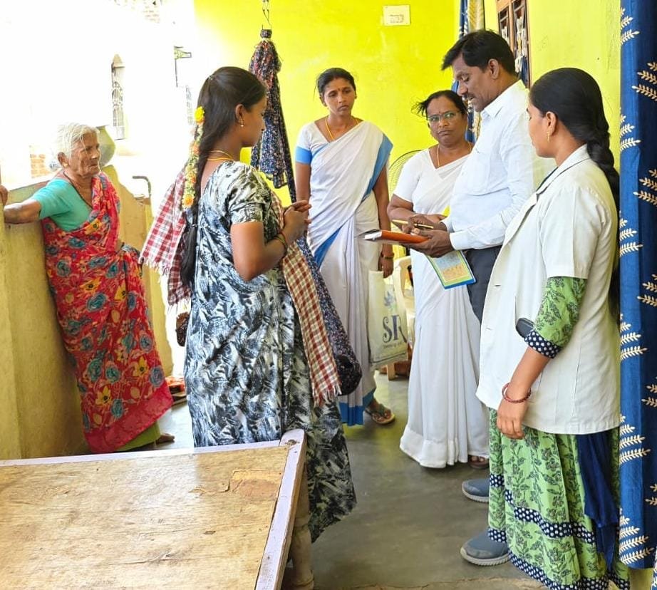 ఆరోగ్య జాగ్రత్తలతో తల్లి, బిడ్డ సురక్షితం