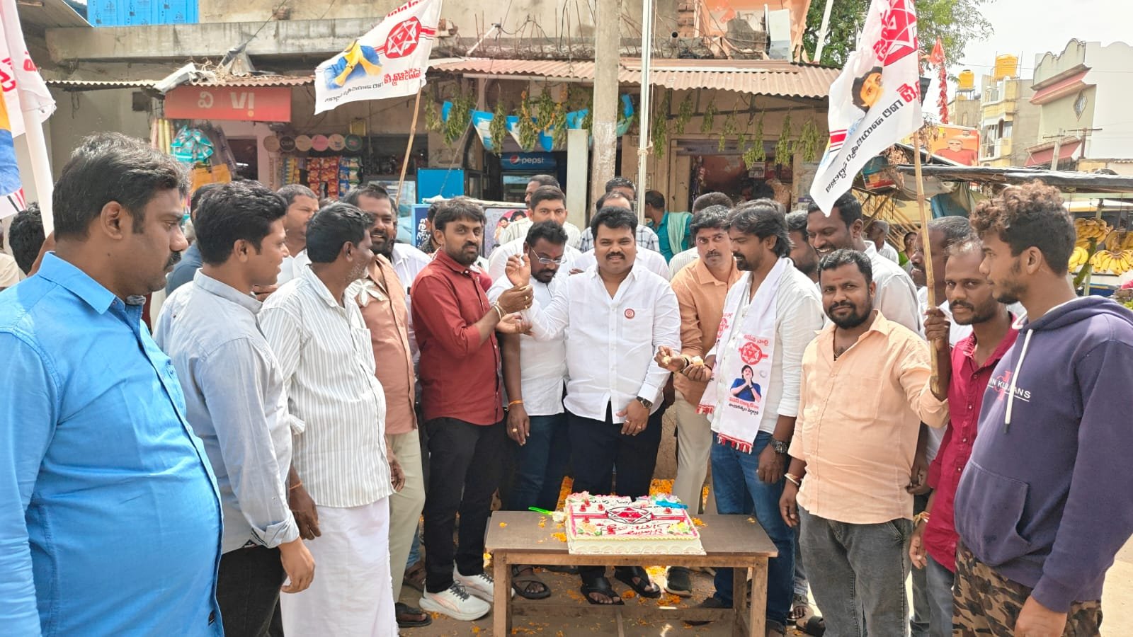 చౌడేపల్లిలో ఘనంగా పవన్‌ కళ్యాణ్‌ జన్మదిన వేడుకలు