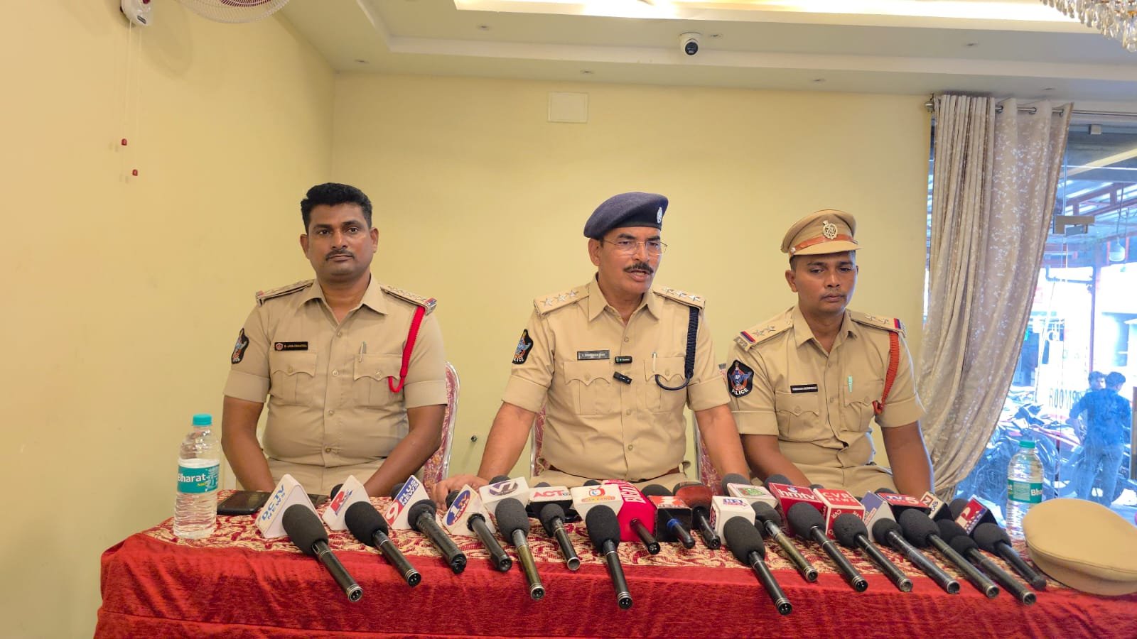 ప్రతి విగ్రహానికి ఆన్‌లైన్‌ రిజిస్ట్రేషన్‌ తప్పనిసరి.. డీఎస్పీ శ్రీనివాసరావు