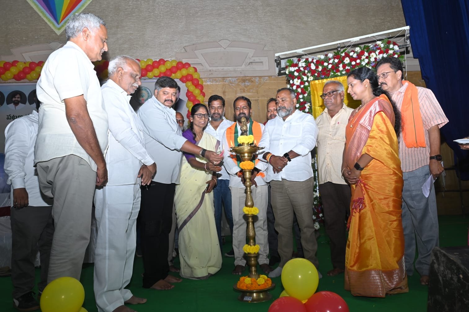చిత్తూరుకు అభివృధి జాతర!... ఎమ్మెల్యే గురజాల జగన్‌ మోహన్....