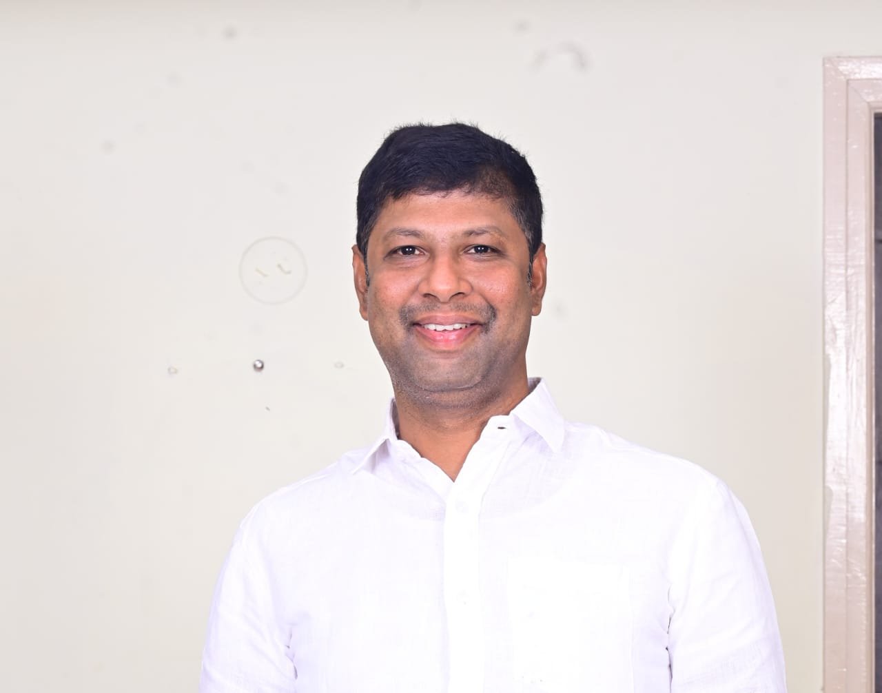 పార్టీ కోసం పరుగు.. మేయర్ పీఠంపై ఎల్‌బీఐ లోకేష్ పేరు!