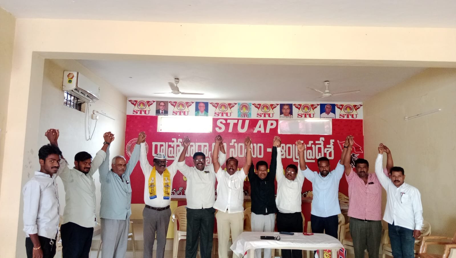 ఎస్‌ఐఆర్‌ నిలిపివేయాలని ఇండియా కూటమి డిమాండ్‌