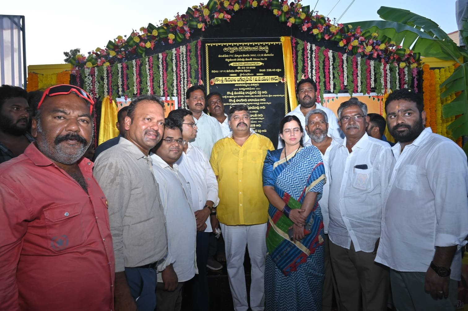 చిత్తూరు నియోజకవర్గ శాసనసభ్యులు గురజాల జగన్‌మోహన్‌ దెబ్బకు.. సంతపేటలో అభివృద్ధి వెలుగులు