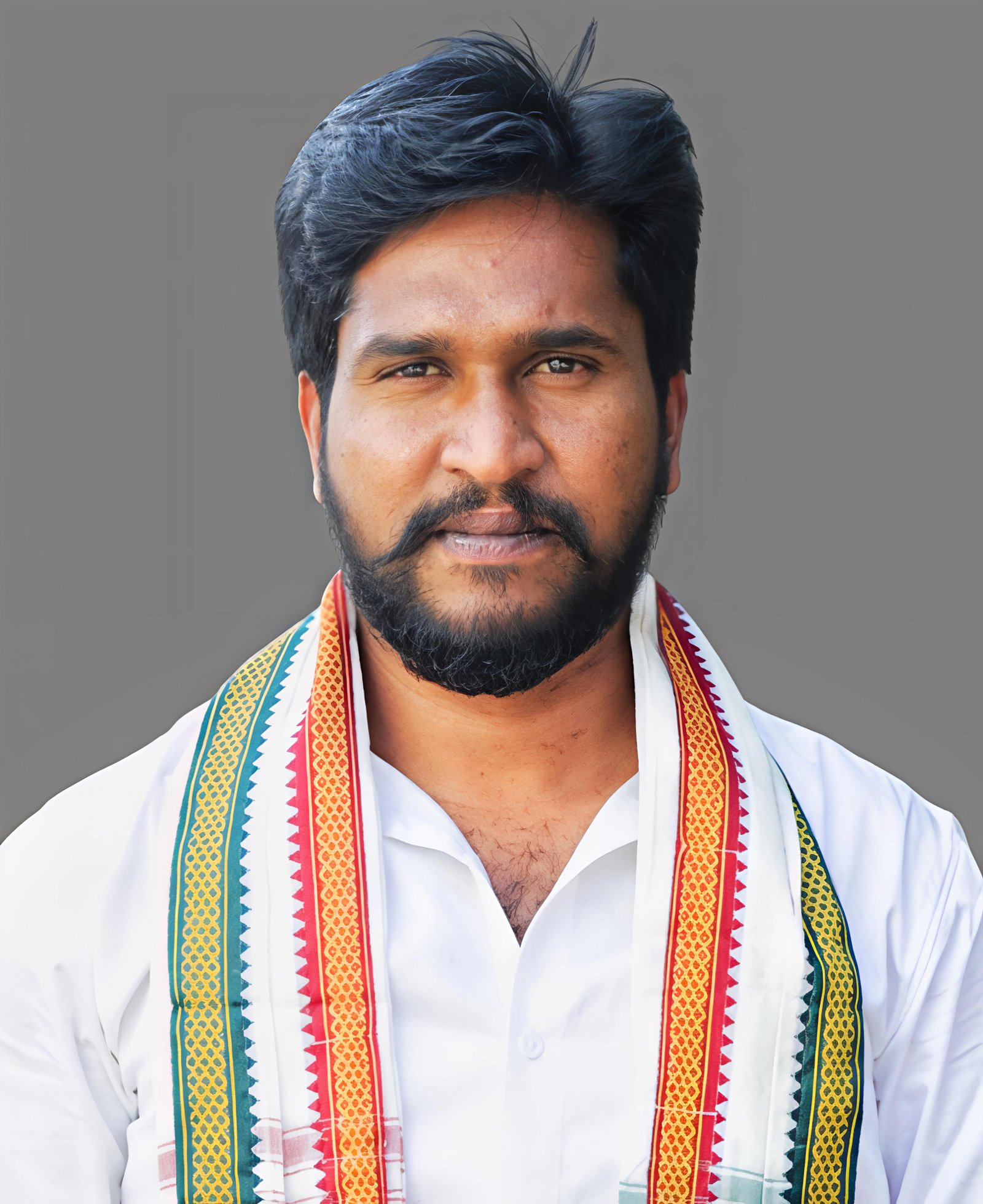 పీలేరు ఆర్ఓబీ వద్ద తక్షణమే తారు రోడ్డు వేయాలి